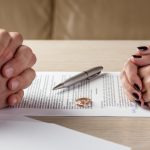 selecting a divorce lawyer